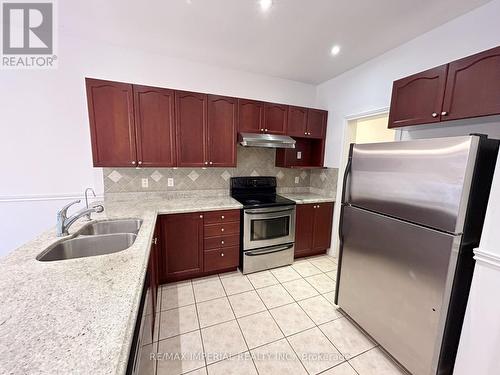 10 Beckstead Street, Markham, ON - Indoor Photo Showing Kitchen With Double Sink