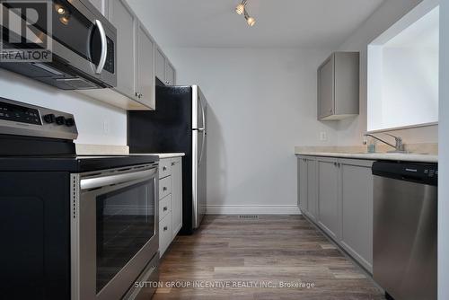 796 Coral Springs Lane, Midland, ON - Indoor Photo Showing Kitchen