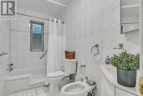 1212 Glencairn Avenue, Toronto, ON - Indoor Photo Showing Bathroom