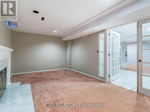 449 Greenpark Crescent, Mississauga, ON - Indoor Photo Showing Other Room