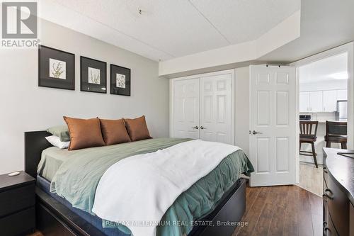 119 - 2030 Cleaver Avenue, Burlington, ON - Indoor Photo Showing Bedroom