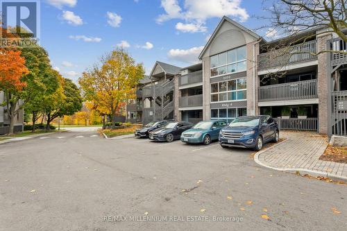 119 - 2030 Cleaver Avenue, Burlington, ON - Outdoor With Balcony