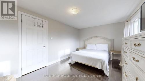 284 Royal Salisbury Way, Brampton, ON - Indoor Photo Showing Bedroom