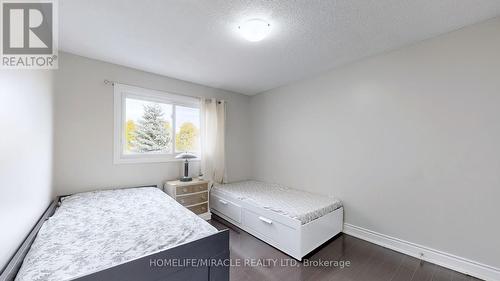 284 Royal Salisbury Way, Brampton, ON - Indoor Photo Showing Bedroom