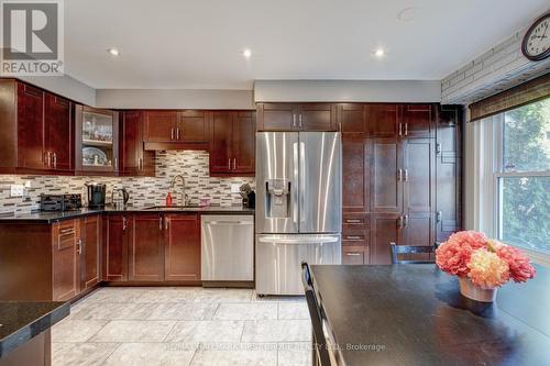 1460 Wecker Drive, Oshawa (Lakeview), ON - Indoor Photo Showing Kitchen