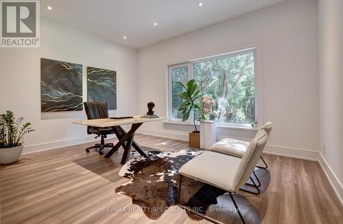 1310 Martley Drive, Mississauga, ON - Indoor