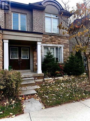 2396 Baronwood Drive, Oakville, ON - Outdoor