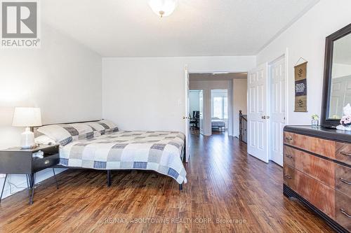 2396 Baronwood Drive, Oakville, ON - Indoor Photo Showing Bedroom