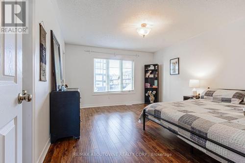 2396 Baronwood Drive, Oakville, ON - Indoor Photo Showing Bedroom