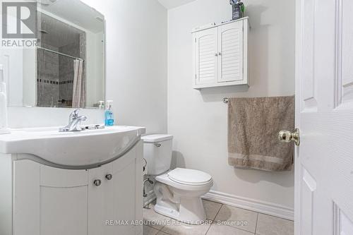 2396 Baronwood Drive, Oakville, ON - Indoor Photo Showing Bathroom