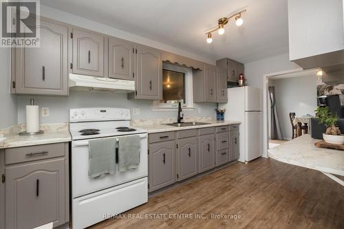 520 Waterloo Street, Wellington North, ON - Indoor Photo Showing Kitchen