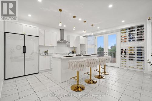 27 Carew Boulevard, Kawartha Lakes (Lindsay), ON - Indoor Photo Showing Kitchen