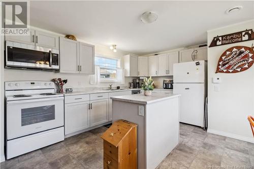 65 Ulysse Drive, Dieppe, NB - Indoor Photo Showing Kitchen