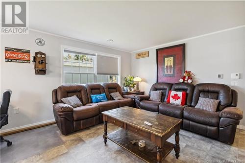 65 Ulysse Drive, Dieppe, NB - Indoor Photo Showing Living Room