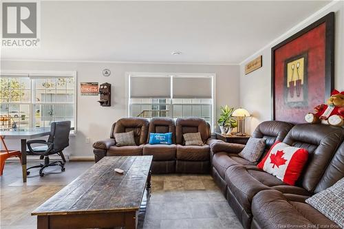 65 Ulysse Drive, Dieppe, NB - Indoor Photo Showing Living Room