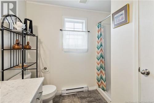 65 Ulysse Drive, Dieppe, NB - Indoor Photo Showing Bathroom