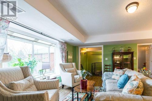 103 - 145 Farley Avenue, Belleville, ON - Indoor Photo Showing Living Room