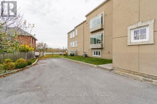 103 - 145 Farley Avenue, Belleville, ON - Outdoor