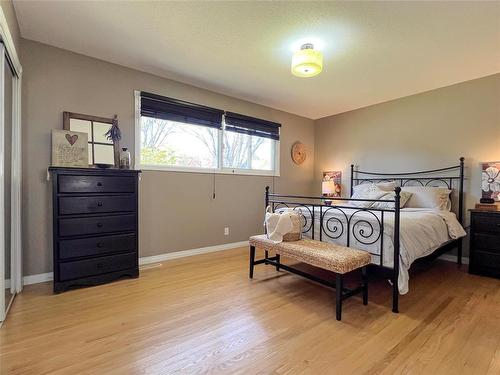 74 Elmdale Boulevard, Brandon, MB - Indoor Photo Showing Bedroom