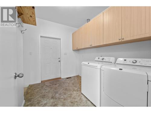 1415 Ranch Road, Kamloops, BC - Indoor Photo Showing Laundry Room