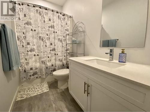 3905 Wirtl Street, Terrace, BC - Indoor Photo Showing Bathroom