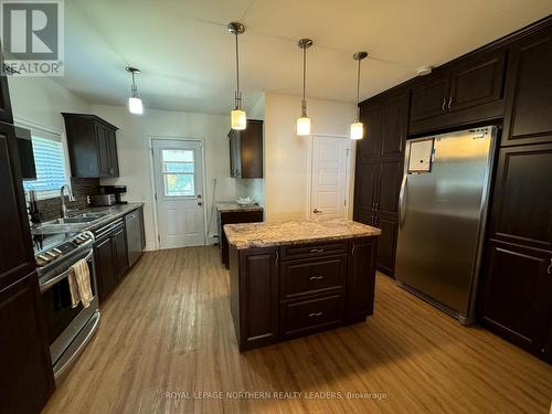 268 Hemlock Street, Timmins, ON - Indoor Photo Showing Kitchen With Double Sink