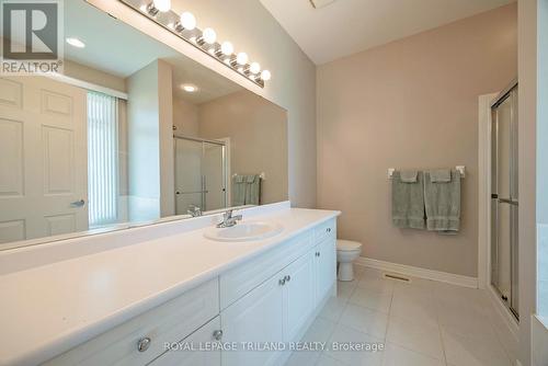 83 - 505 Blue Jay Drive, London, ON - Indoor Photo Showing Bathroom