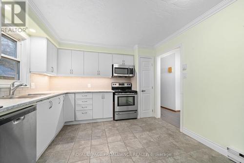 7 Centre Street, Brighton, ON - Indoor Photo Showing Kitchen With Stainless Steel Kitchen With Double Sink