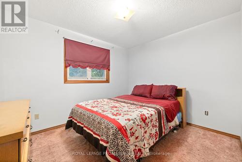 7 Centre Street, Brighton, ON - Indoor Photo Showing Bedroom