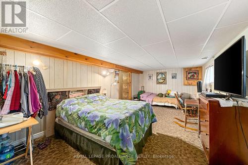 7 Centre Street, Brighton, ON - Indoor Photo Showing Bedroom