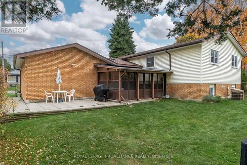 7 Centre Street, Brighton, ON - Outdoor With Exterior