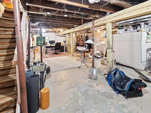 909 Mcmillan Avenue, Winnipeg, MB - Indoor Photo Showing Basement