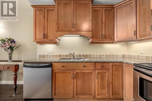 1390 Hillside Drive Unit# 307, Kamloops, BC - Indoor Photo Showing Kitchen With Double Sink