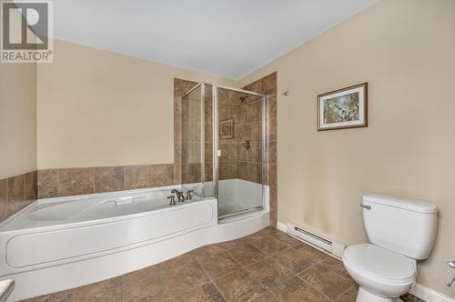 1390 Hillside Drive Unit# 307, Kamloops, BC - Indoor Photo Showing Bathroom