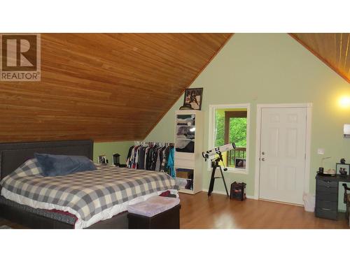 3677 Blue Ridge Road, Quesnel, BC - Indoor Photo Showing Bedroom