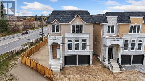 18 Portage Avenue, Richmond Hill, ON - Outdoor With Facade