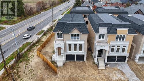 18 Portage Avenue, Richmond Hill, ON - Outdoor With Facade