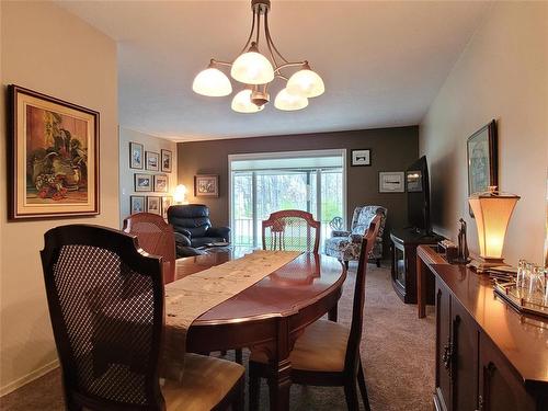 111 Wilkinson Crescent, Portage La Prairie, MB - Indoor Photo Showing Dining Room