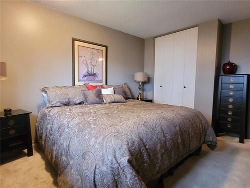 111 Wilkinson Crescent, Portage La Prairie, MB - Indoor Photo Showing Bedroom