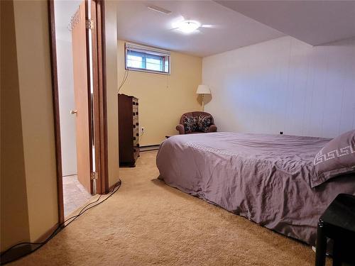 111 Wilkinson Crescent, Portage La Prairie, MB - Indoor Photo Showing Bedroom