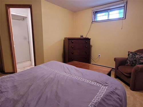 111 Wilkinson Crescent, Portage La Prairie, MB - Indoor Photo Showing Bedroom