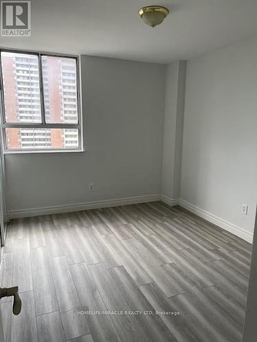 1814 - 5 Massey Square, Toronto, ON - Indoor Photo Showing Other Room