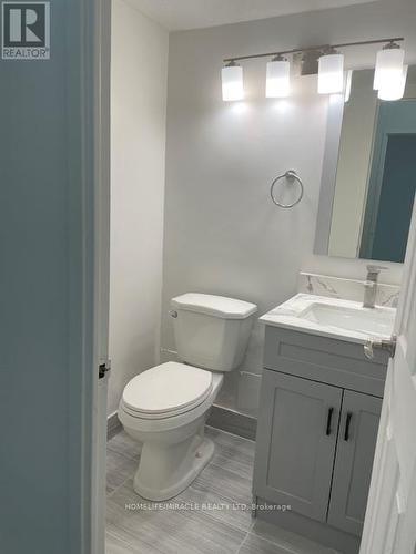 1814 - 5 Massey Square, Toronto, ON - Indoor Photo Showing Bathroom