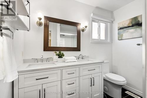 4 Penfound Drive, Clarington (Bowmanville), ON - Indoor Photo Showing Bathroom