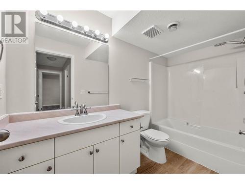 383 Columbia Street Unit# 55, Kamloops, BC - Indoor Photo Showing Bathroom