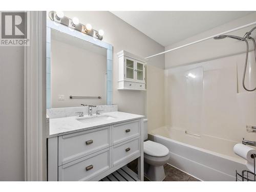 383 Columbia Street Unit# 55, Kamloops, BC - Indoor Photo Showing Bathroom