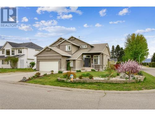 285 Murray Crescent, Rutland, BC - Outdoor With Facade