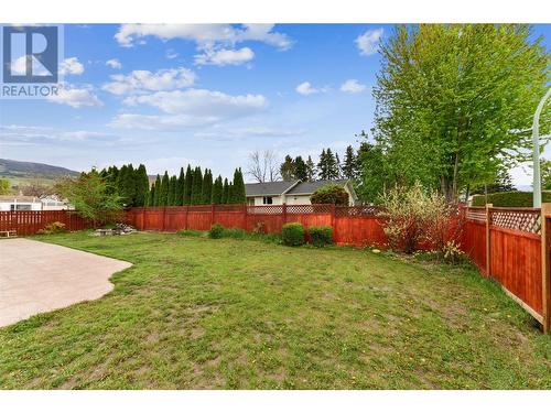 285 Murray Crescent, Rutland, BC - Outdoor With Backyard