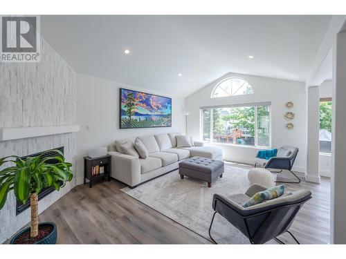 2011 Sandpiper Lane, Penticton, BC - Indoor Photo Showing Living Room With Fireplace