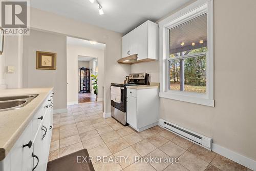 17682 Loyalist Parkway, Prince Edward County (Hillier), ON - Indoor Photo Showing Kitchen With Double Sink